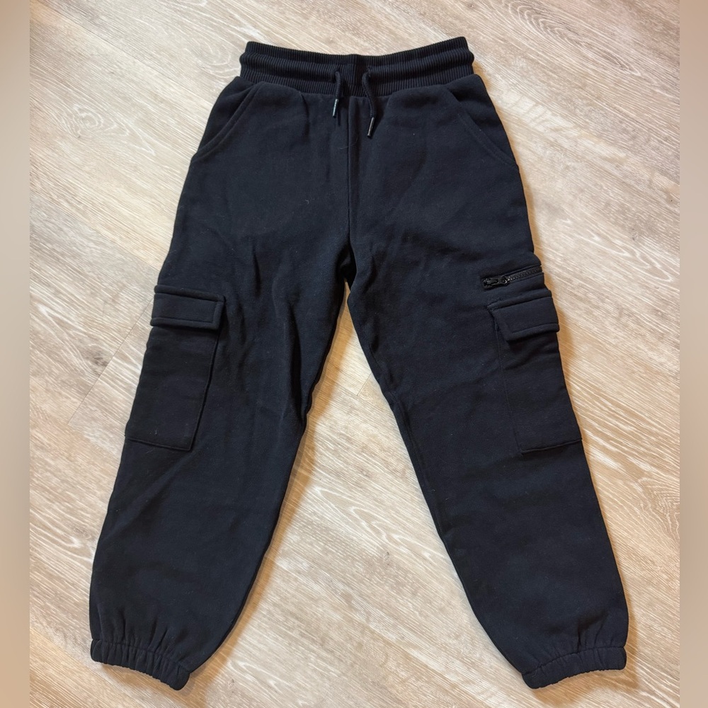 NWT - NEXT Kids Black Cargo Jogger 5-6yo